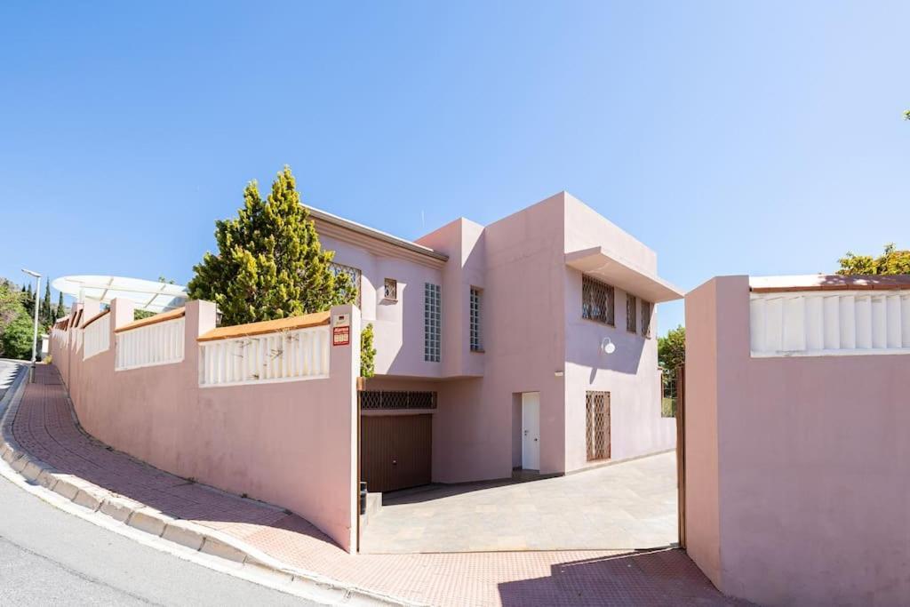 Villa In Benalmadena Pueblo מראה חיצוני תמונה